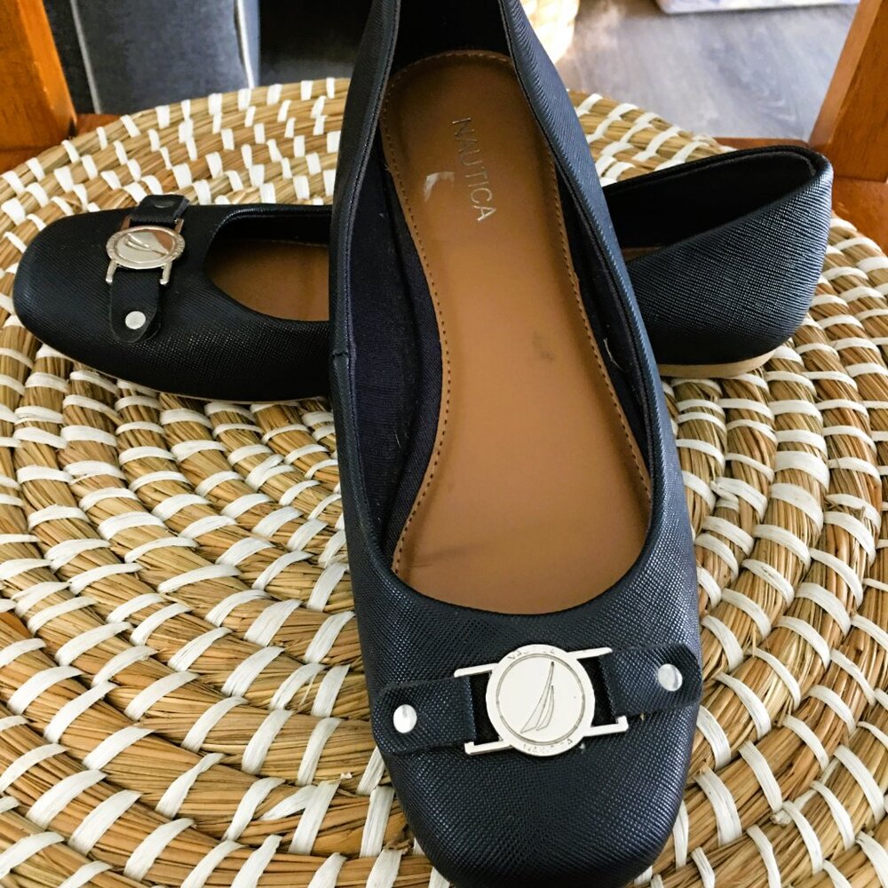 Nautica Pembina flats shoes 7.5  faux leather ballet flats in navy blue